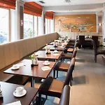 Munich Aparthotel 3*